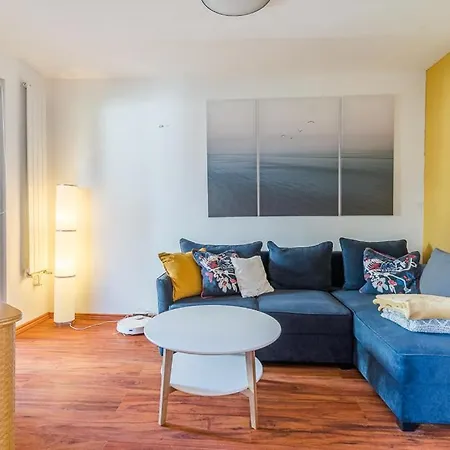 Appartement Klimatyczny Przy Plazy W Sopocie